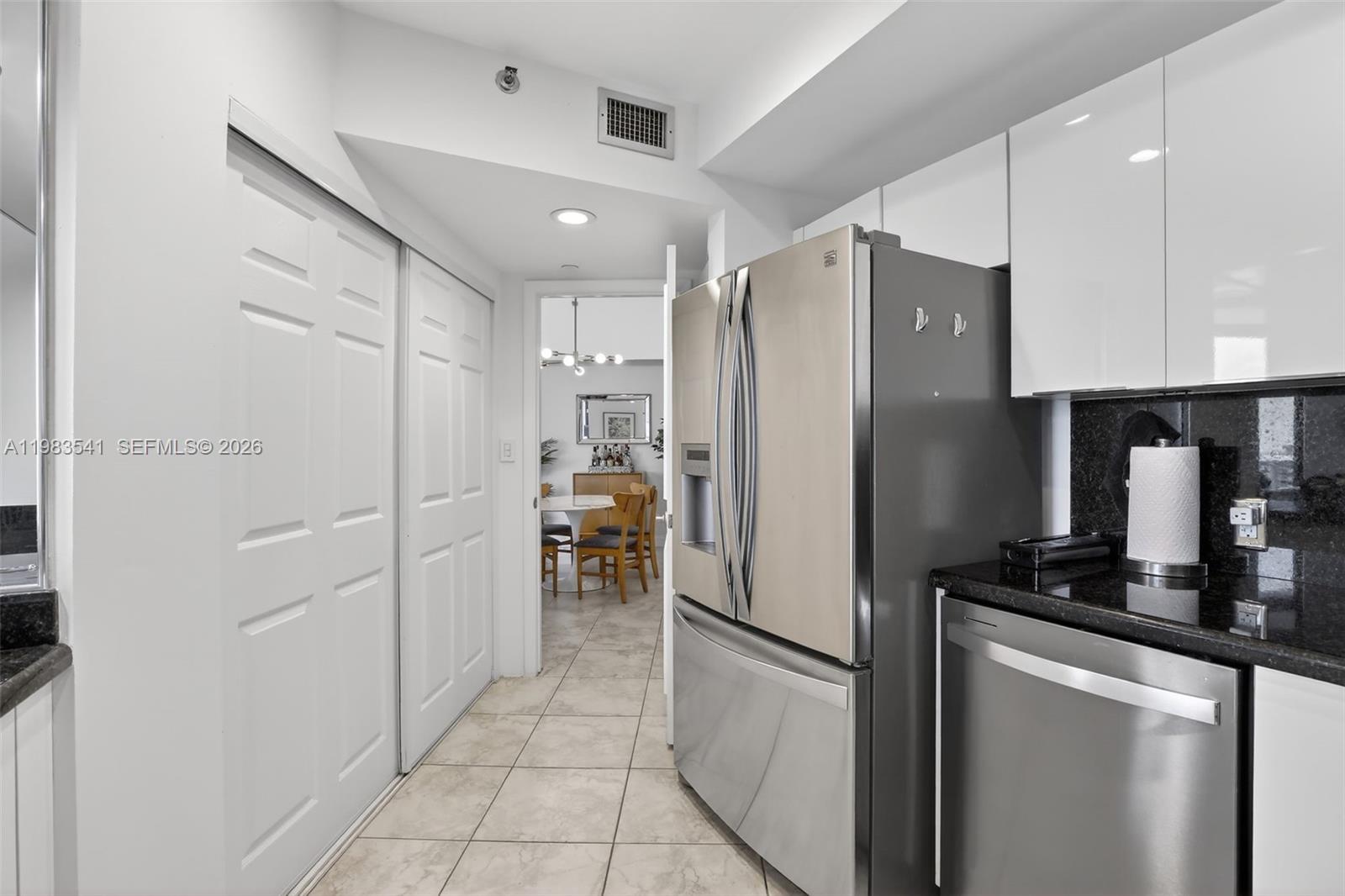 20281 E Country Clb Dr #TS 5 Aventura, FL 33180