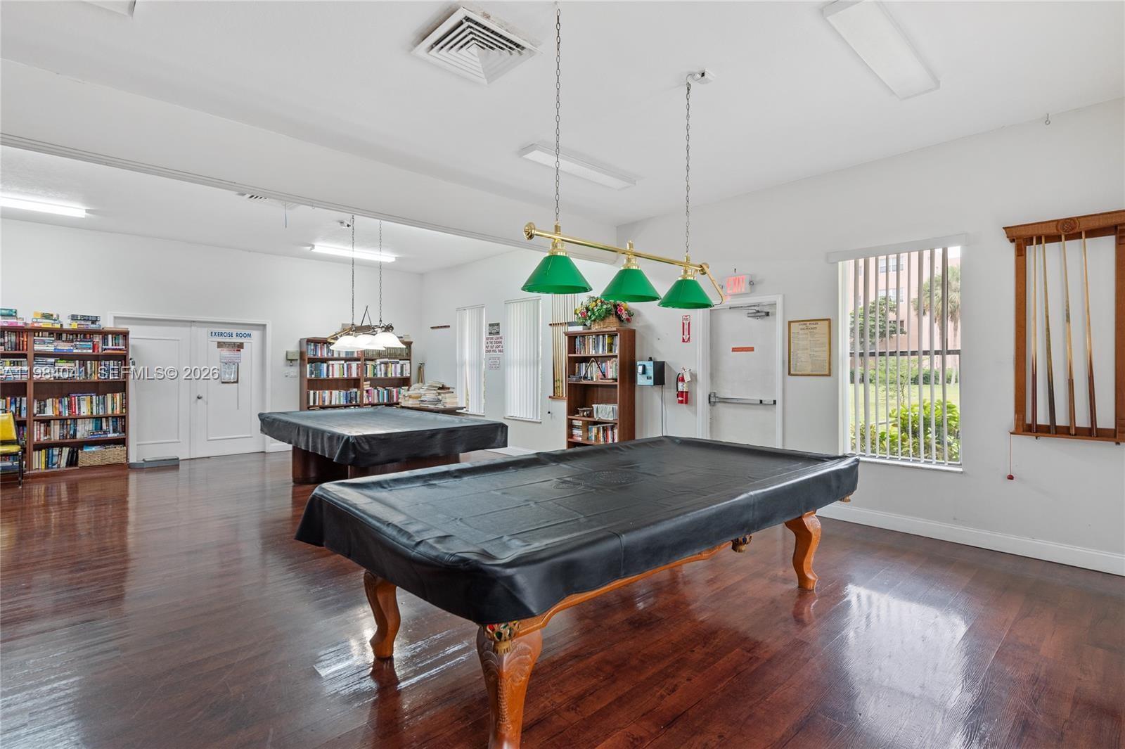 2841 Somerset Dr #318 Lauderdale Lakes, FL 33311