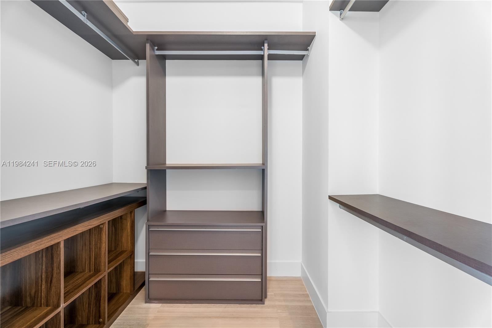 1451 Brickell Ave #2703 Miami, FL 33131