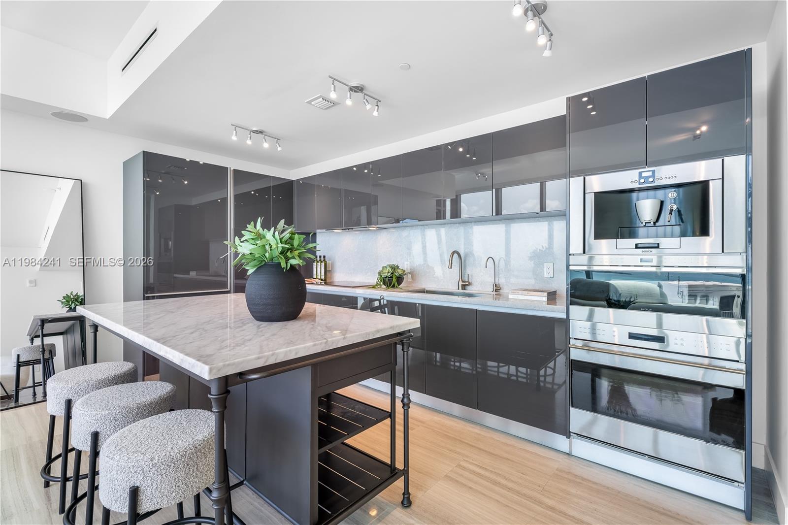 1451 Brickell Ave #2703 Miami, FL 33131