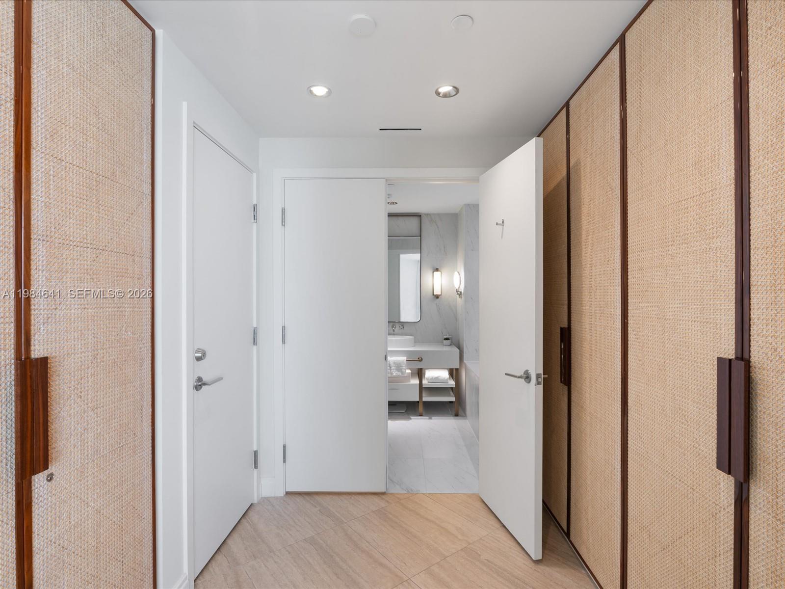 525 N Fort Lauderdale Bch Blvd #1705 Fort Lauderdale, FL 33304