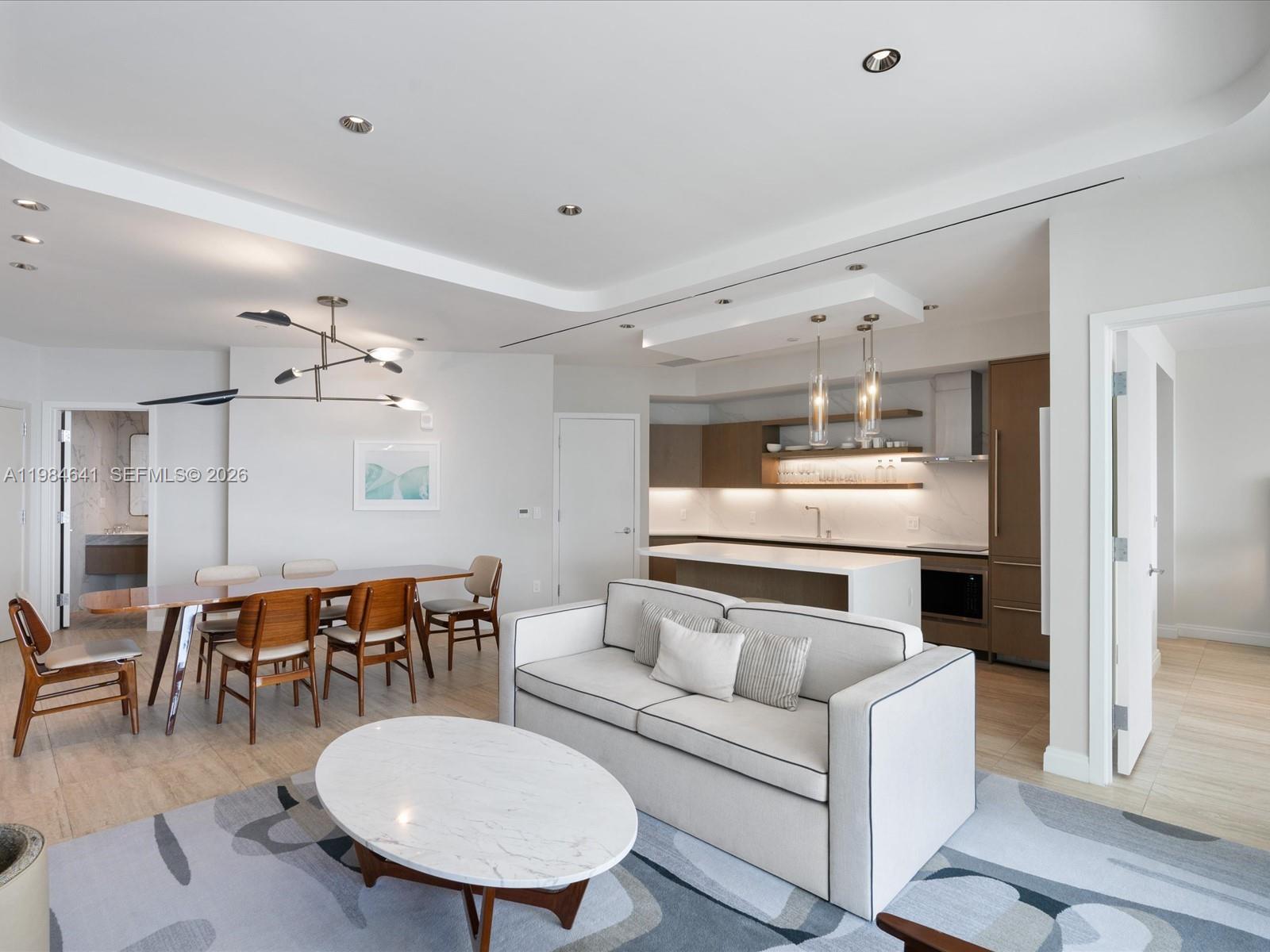 525 N Fort Lauderdale Bch Blvd #1705 Fort Lauderdale, FL 33304