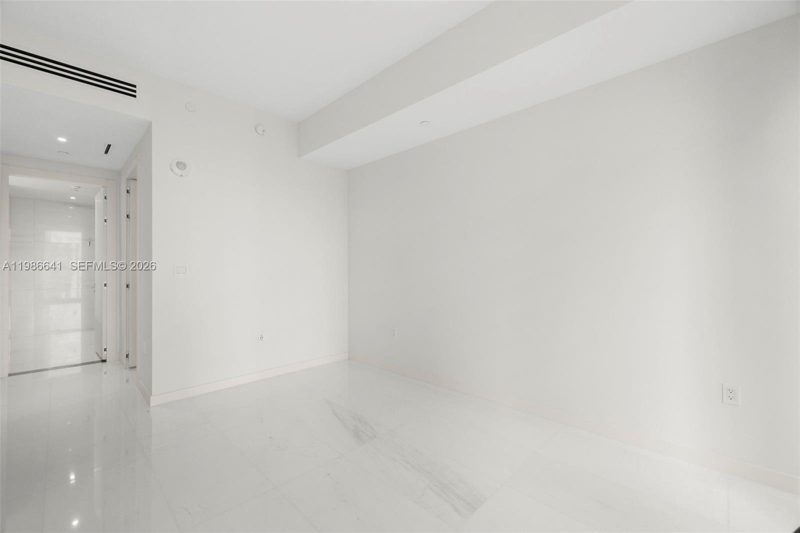 image Aston Martin Residences32