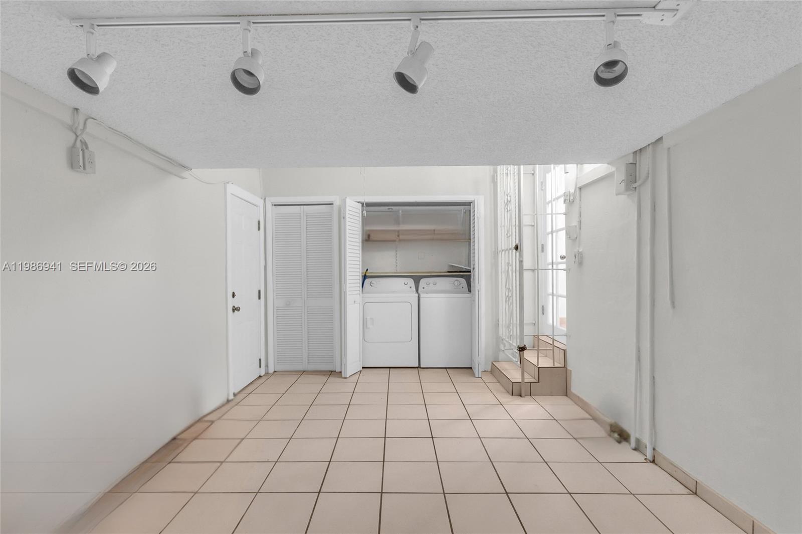 1081 SW 63rd Ave West Miami, FL 33144