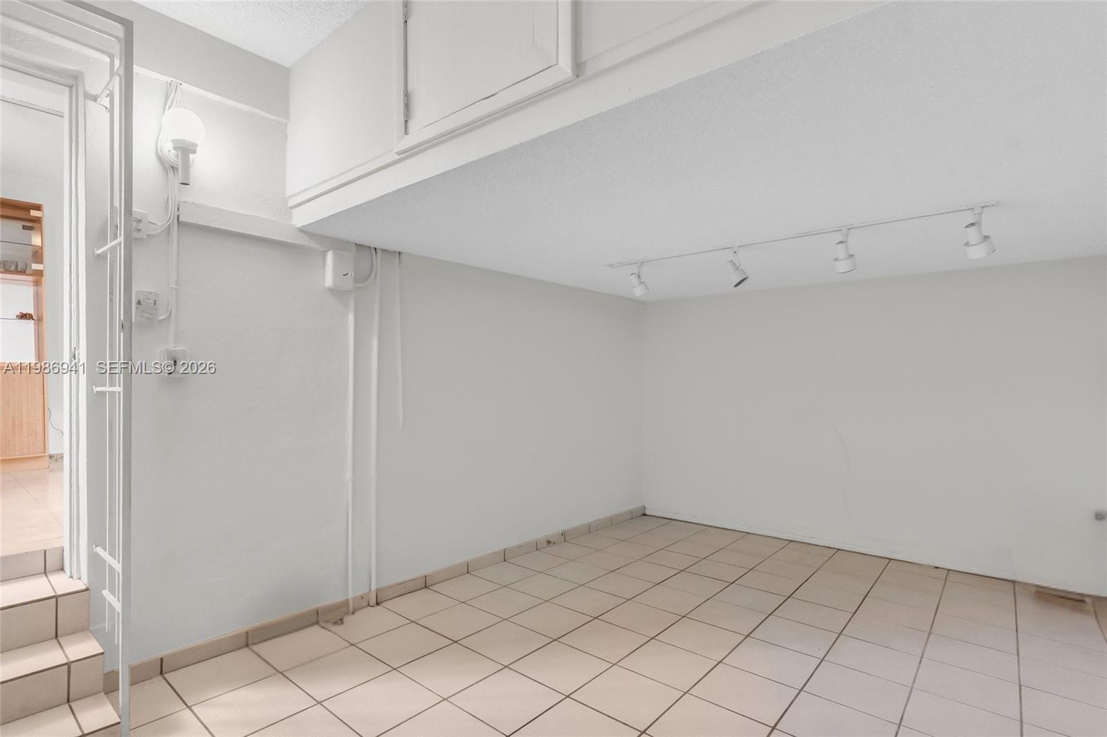 1081 SW 63rd Ave West Miami, FL 33144