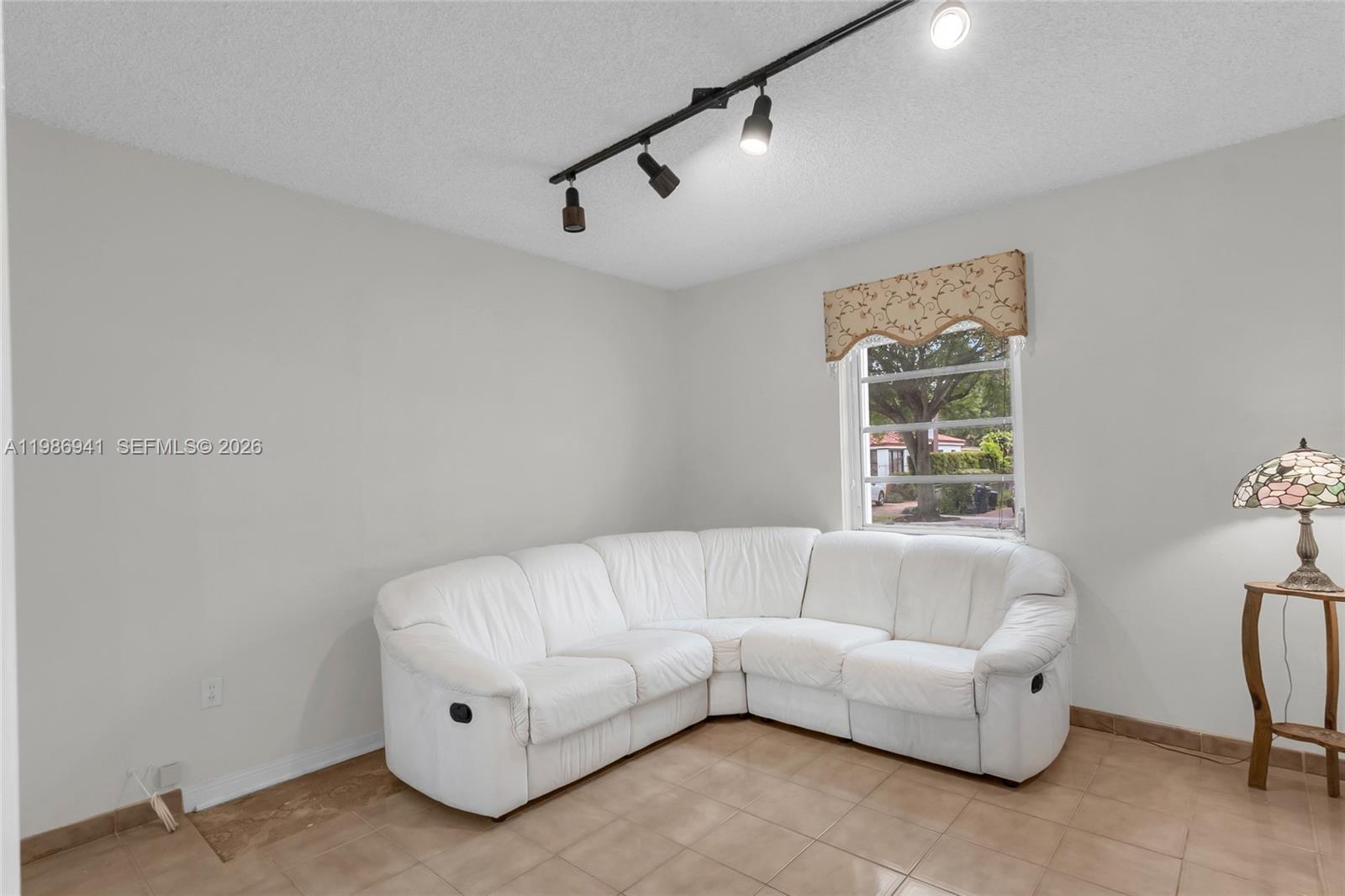 1081 SW 63rd Ave West Miami, FL 33144