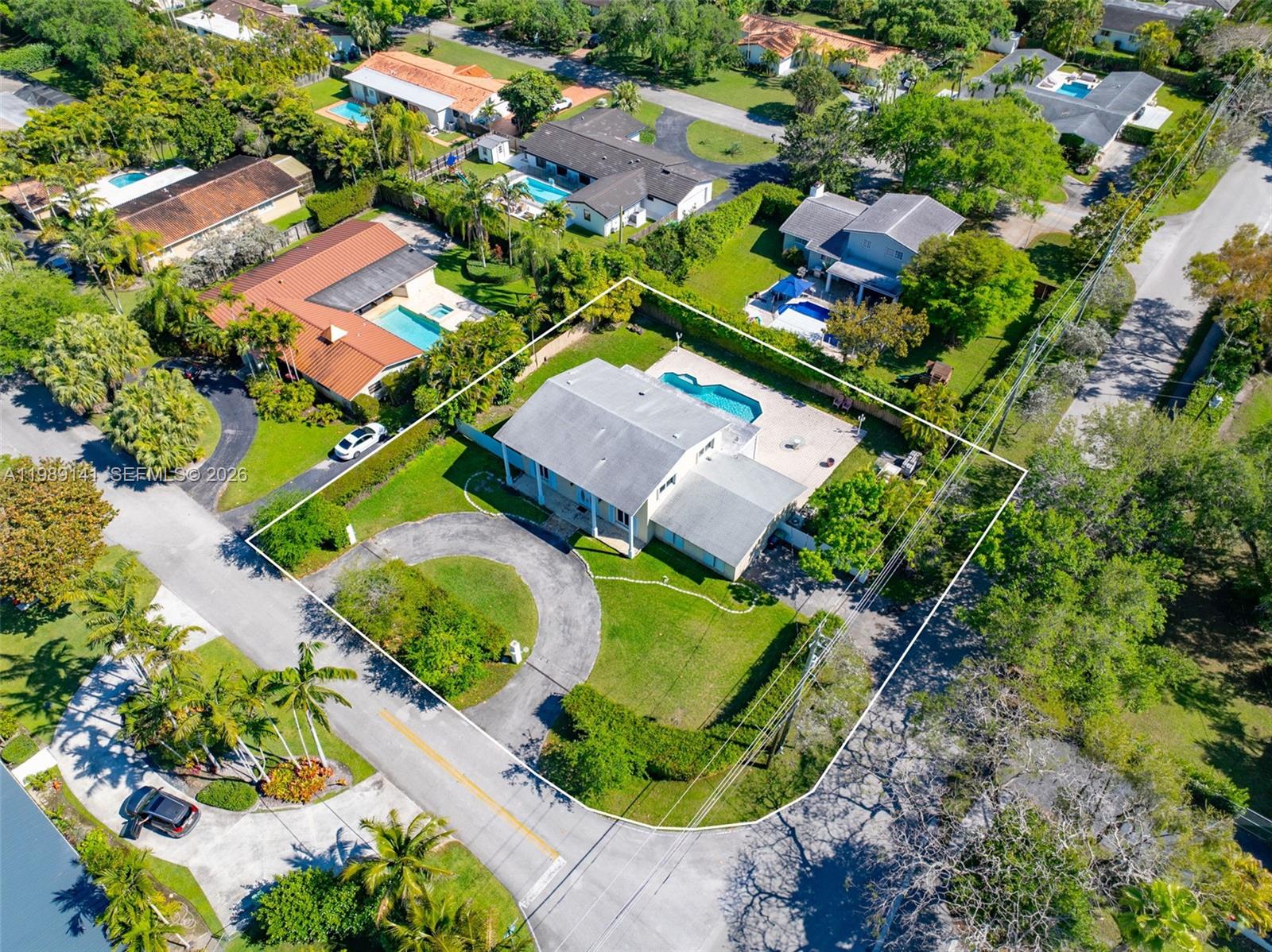 7390 SW 114th St Pinecrest, FL 33156