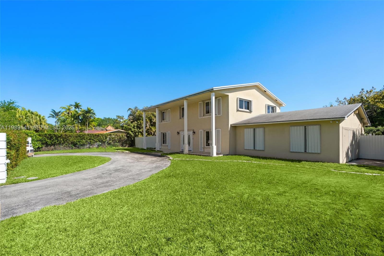 7390 SW 114th St Pinecrest, FL 33156