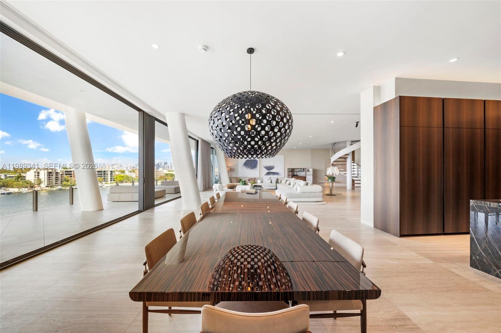 5 Grove Isle Dr #PHS01 Coconut Grove, FL 33131