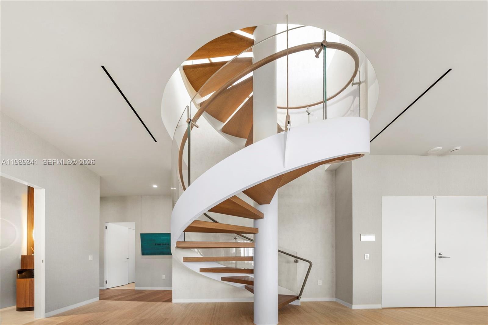 5 Grove Isle Dr #PHS01 Coconut Grove, FL 33131