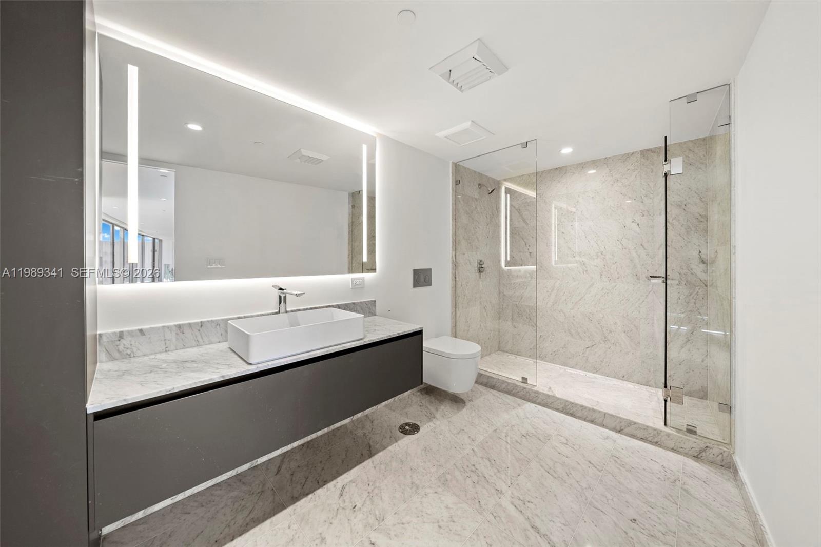 5 Grove Isle Dr #PHS01 Coconut Grove, FL 33131