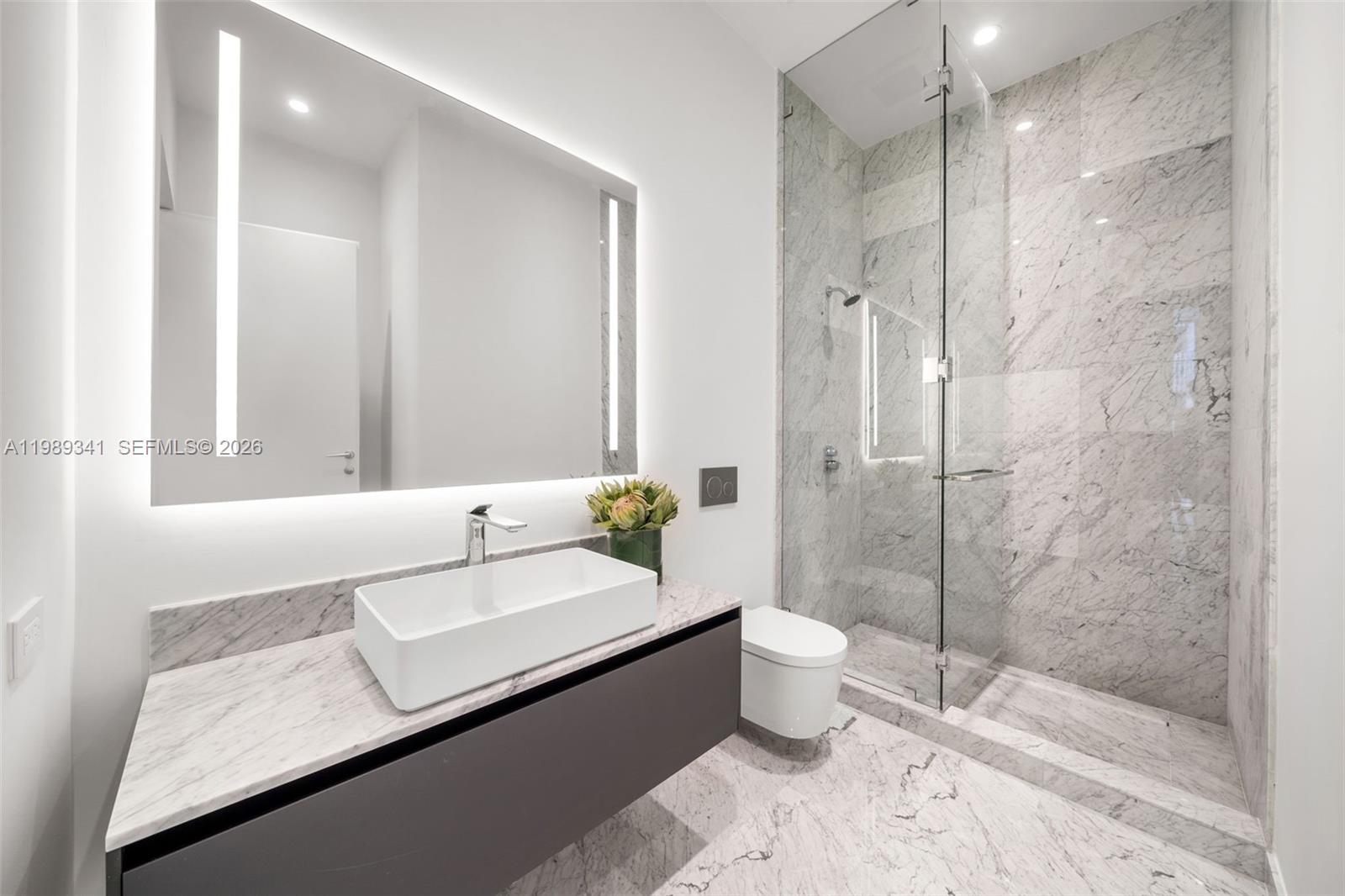 5 Grove Isle Dr #PHS01 Coconut Grove, FL 33131