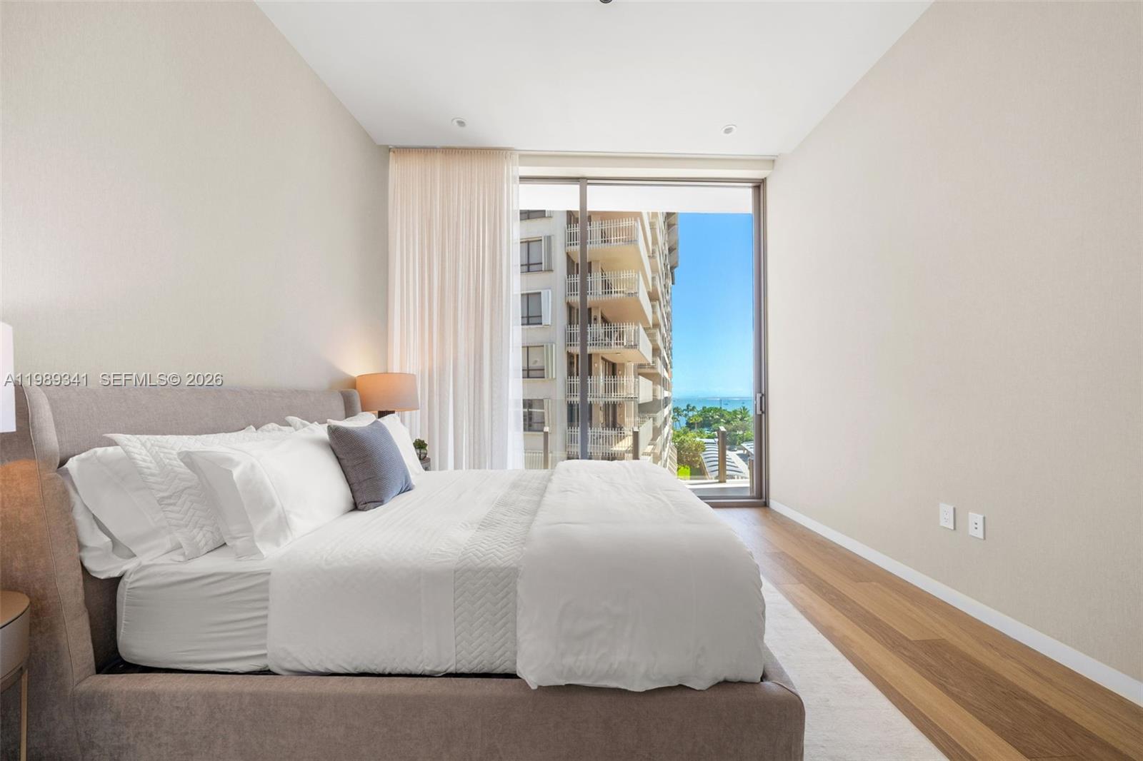 5 Grove Isle Dr #PHS01 Coconut Grove, FL 33131