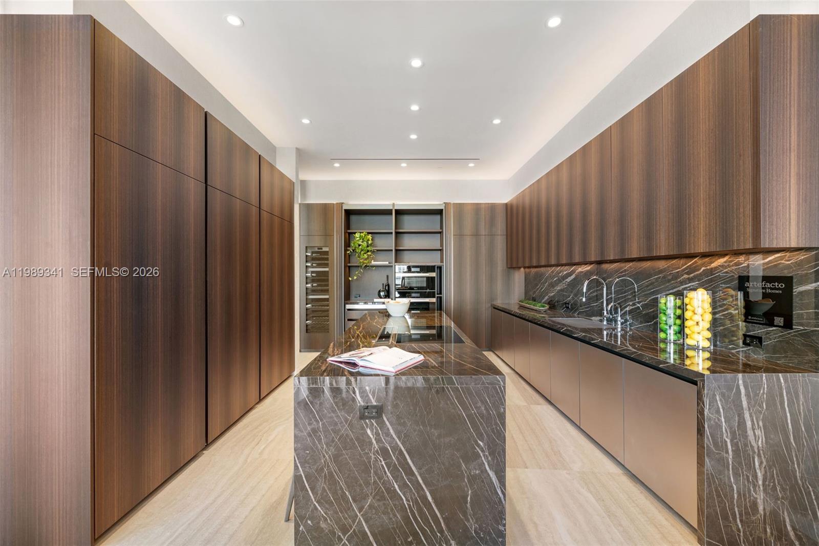 5 Grove Isle Dr #PHS01 Coconut Grove, FL 33131