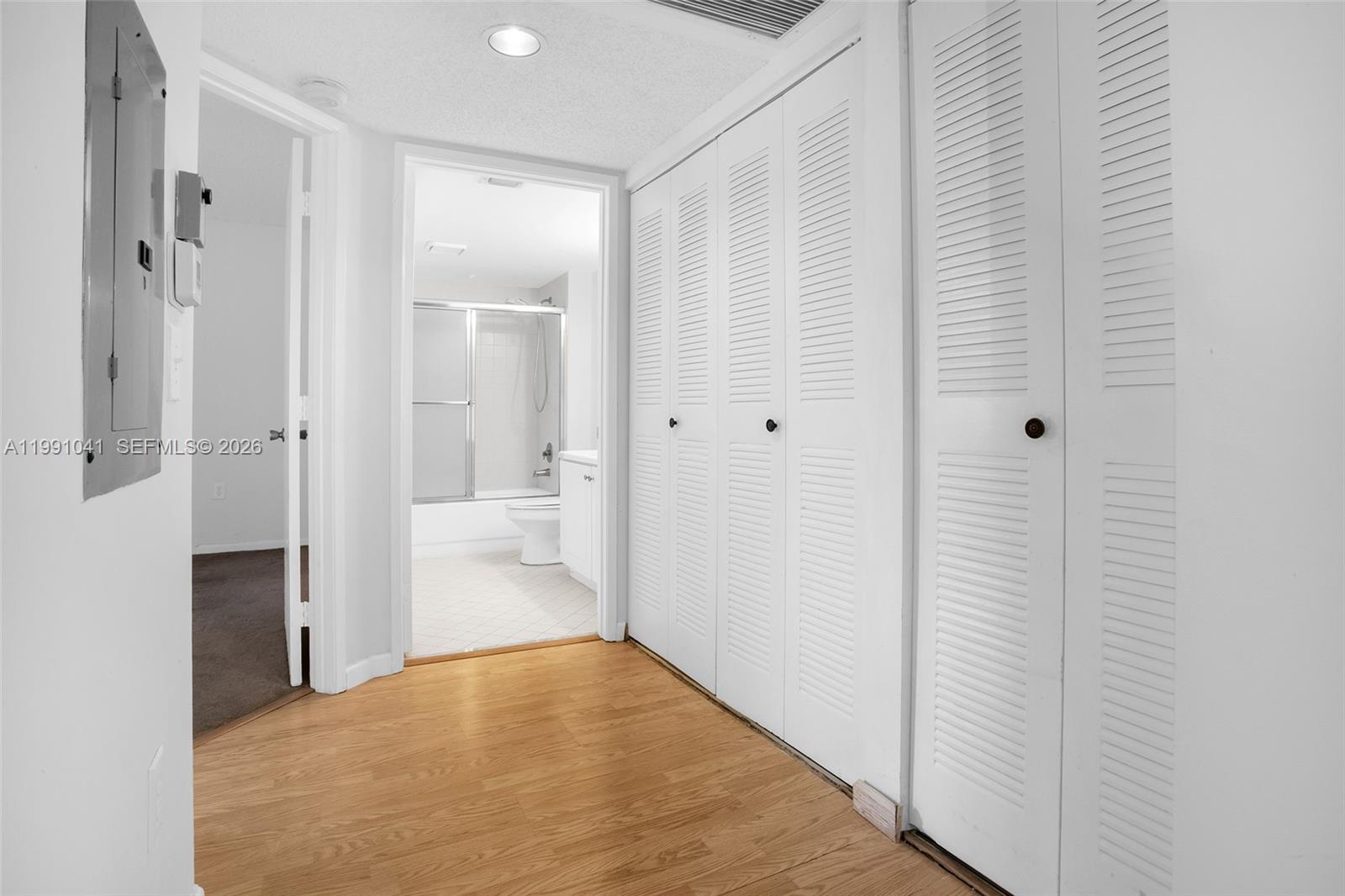 900 SW 142nd Ave #115L Pembroke Pines, FL 33027