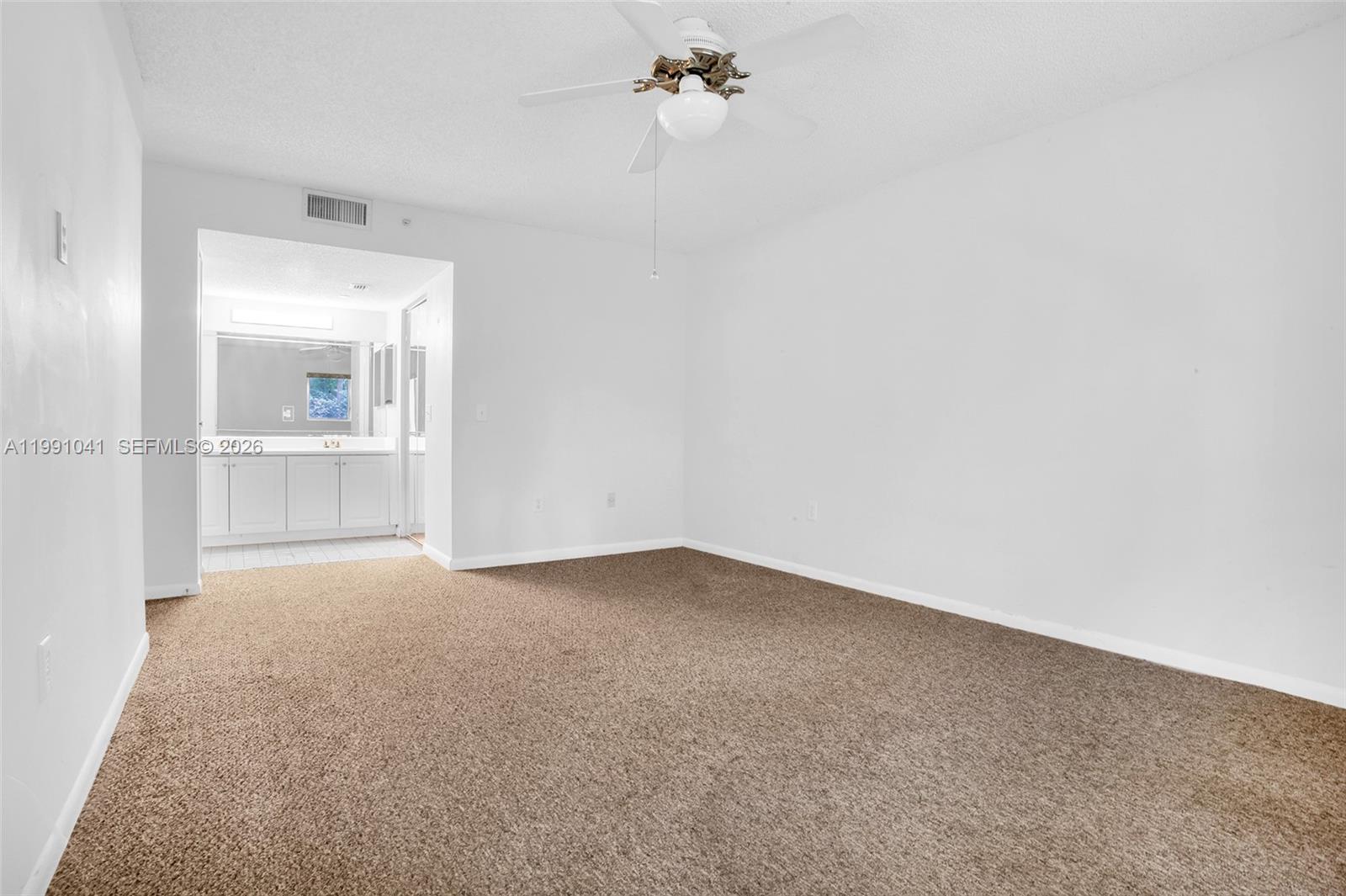 900 SW 142nd Ave #115L Pembroke Pines, FL 33027