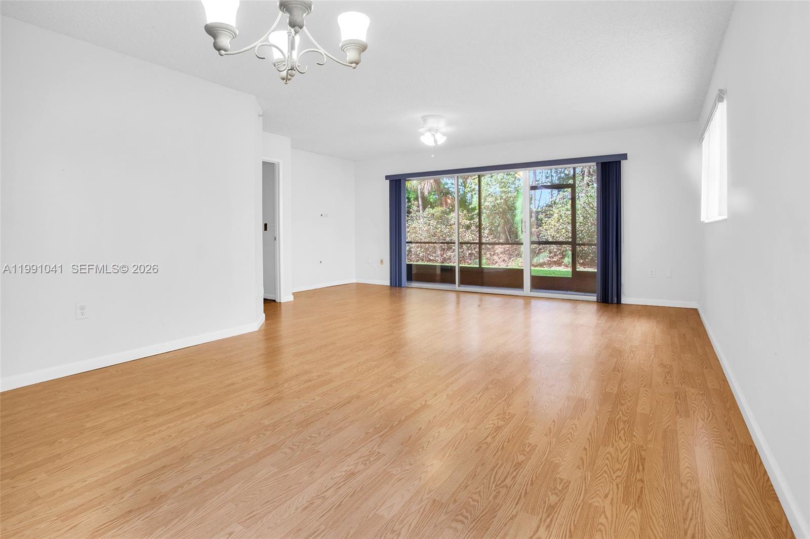 900 SW 142nd Ave #115L Pembroke Pines, FL 33027