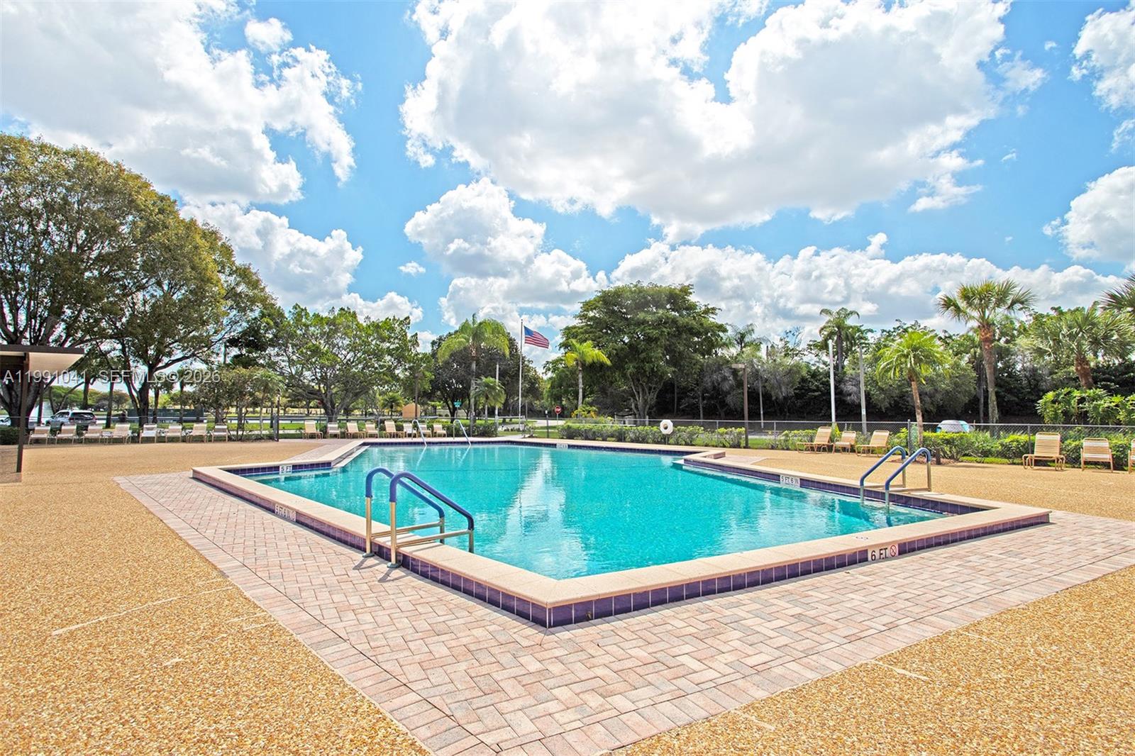 900 SW 142nd Ave #115L Pembroke Pines, FL 33027