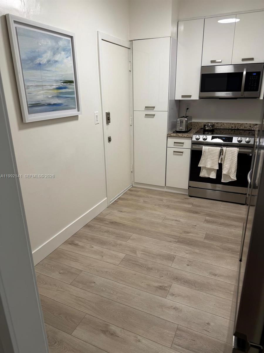 5005 Collins Ave #1525 Miami Beach, FL 33140