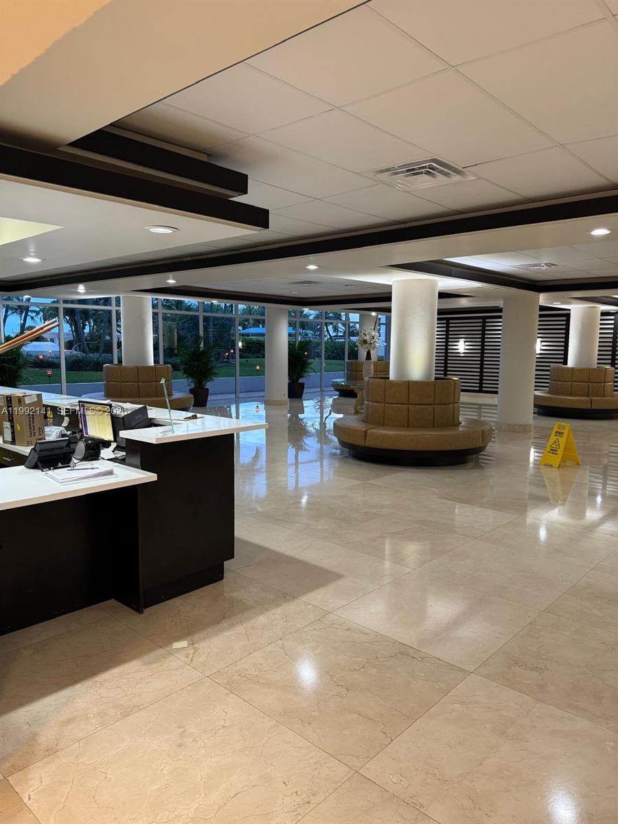 5005 Collins Ave #1525 Miami Beach, FL 33140