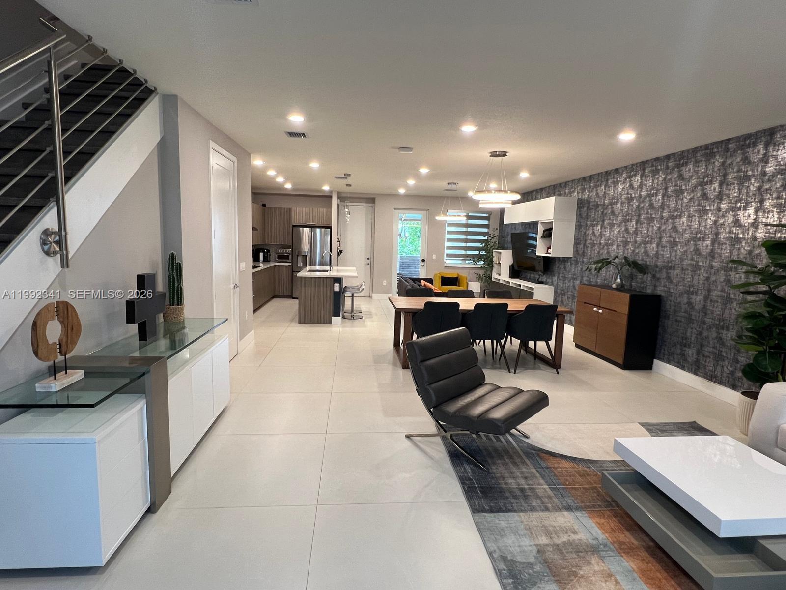 10355 NW 66th St #10355