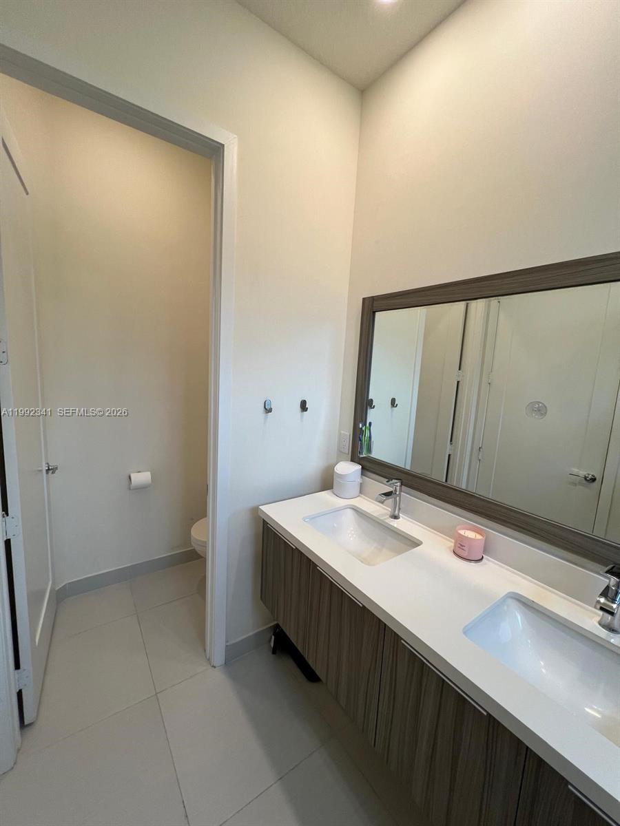 10355 NW 66th St #10355 Doral, FL 33178