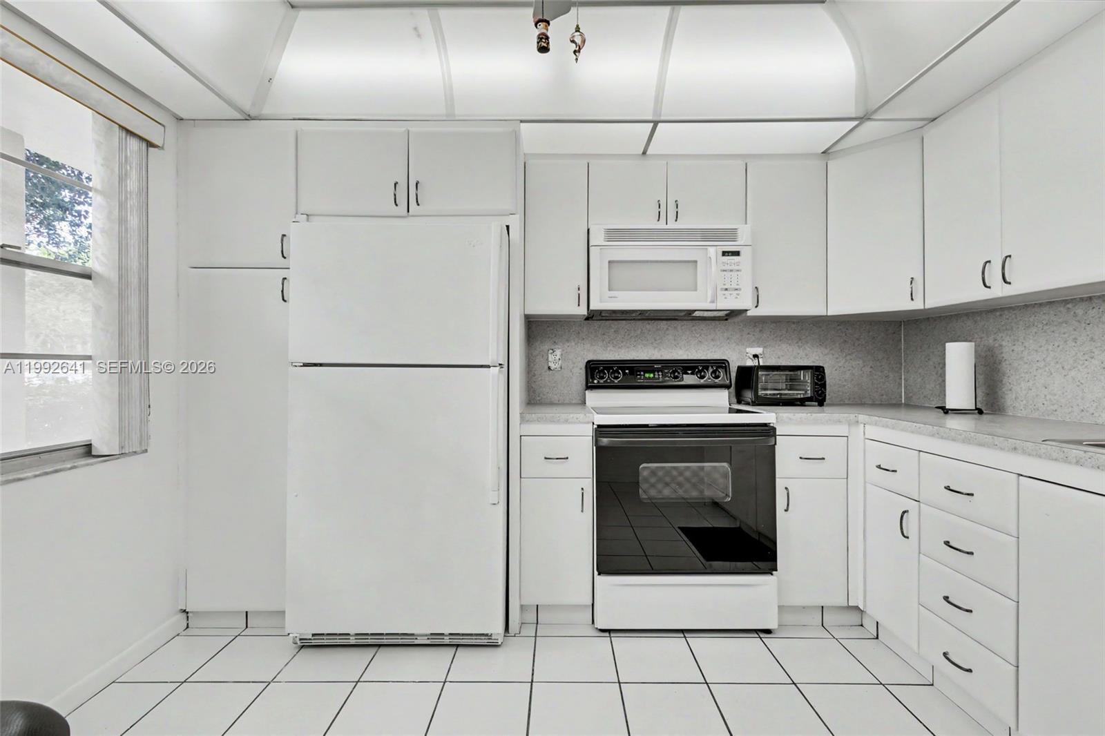 2304 Lucaya Ln #G1 Coconut Creek, FL 33066