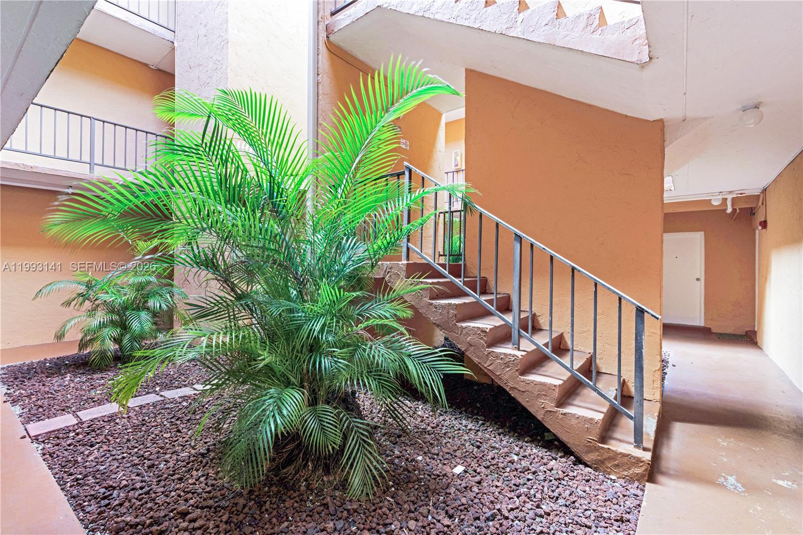 9423 SW 76th St #W21