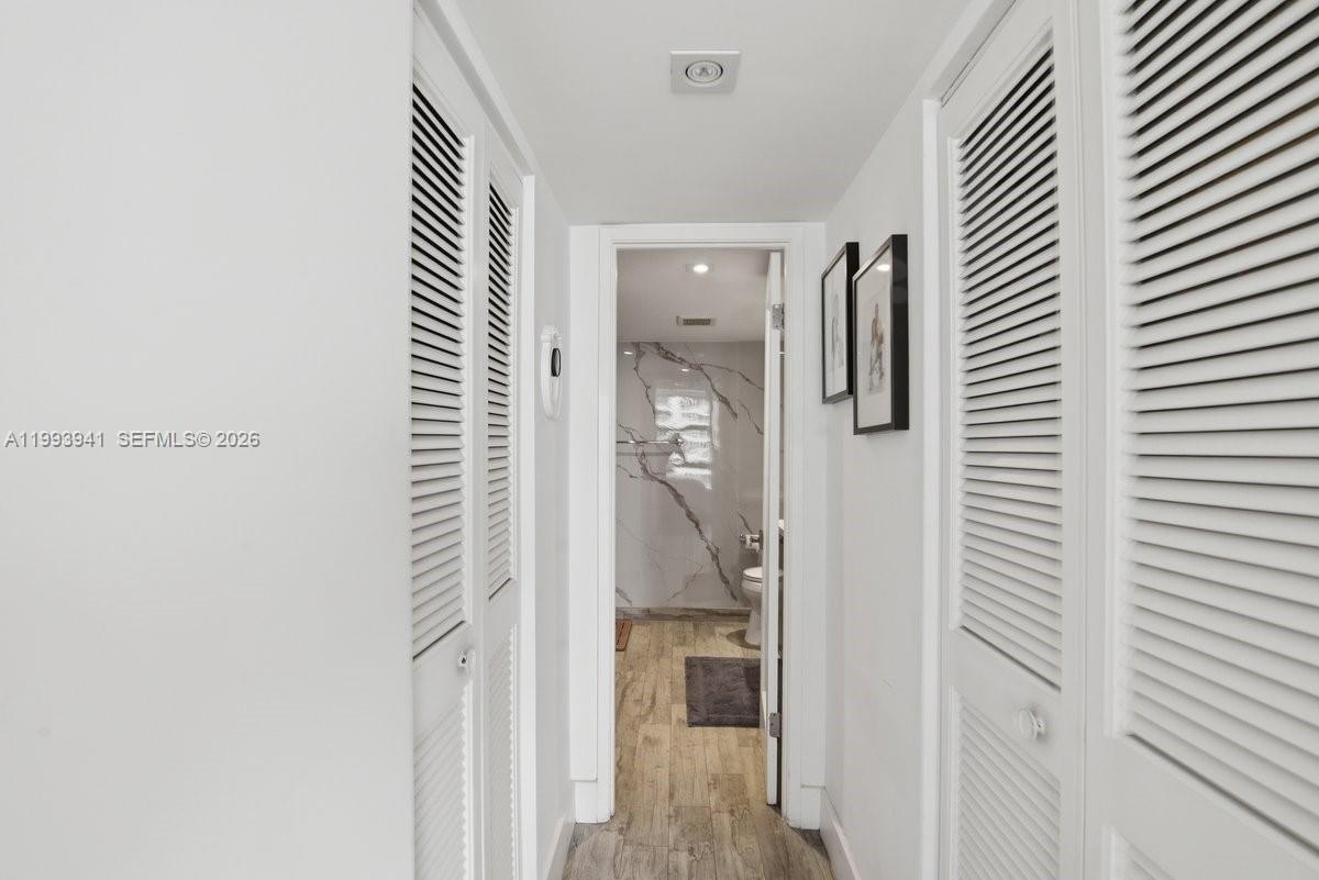 image Charter Club13