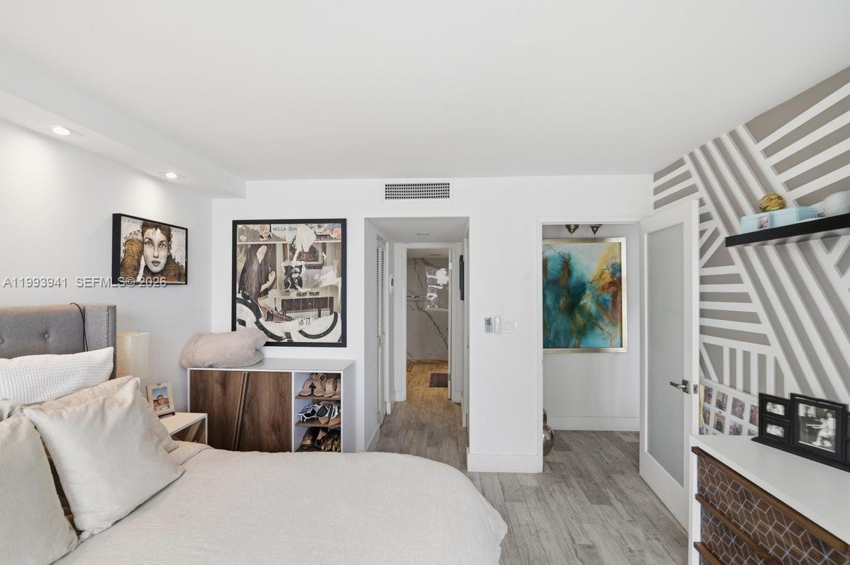 image Charter Club17