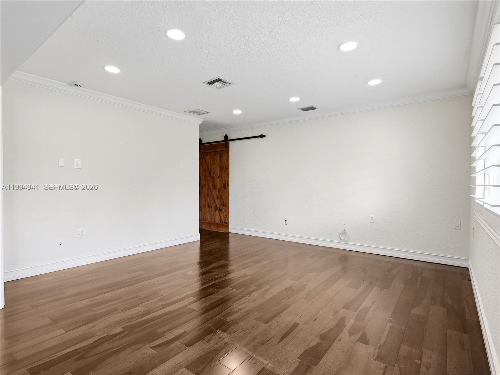 8500 SW 70th St Miami, FL 33143