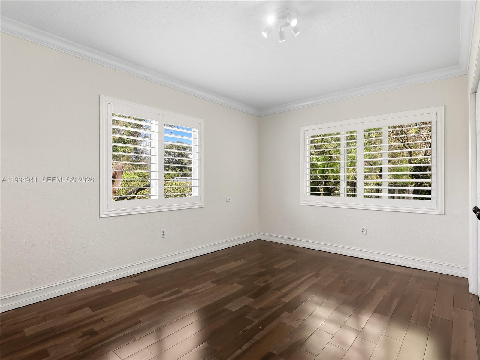 8500 SW 70th St Miami, FL 33143