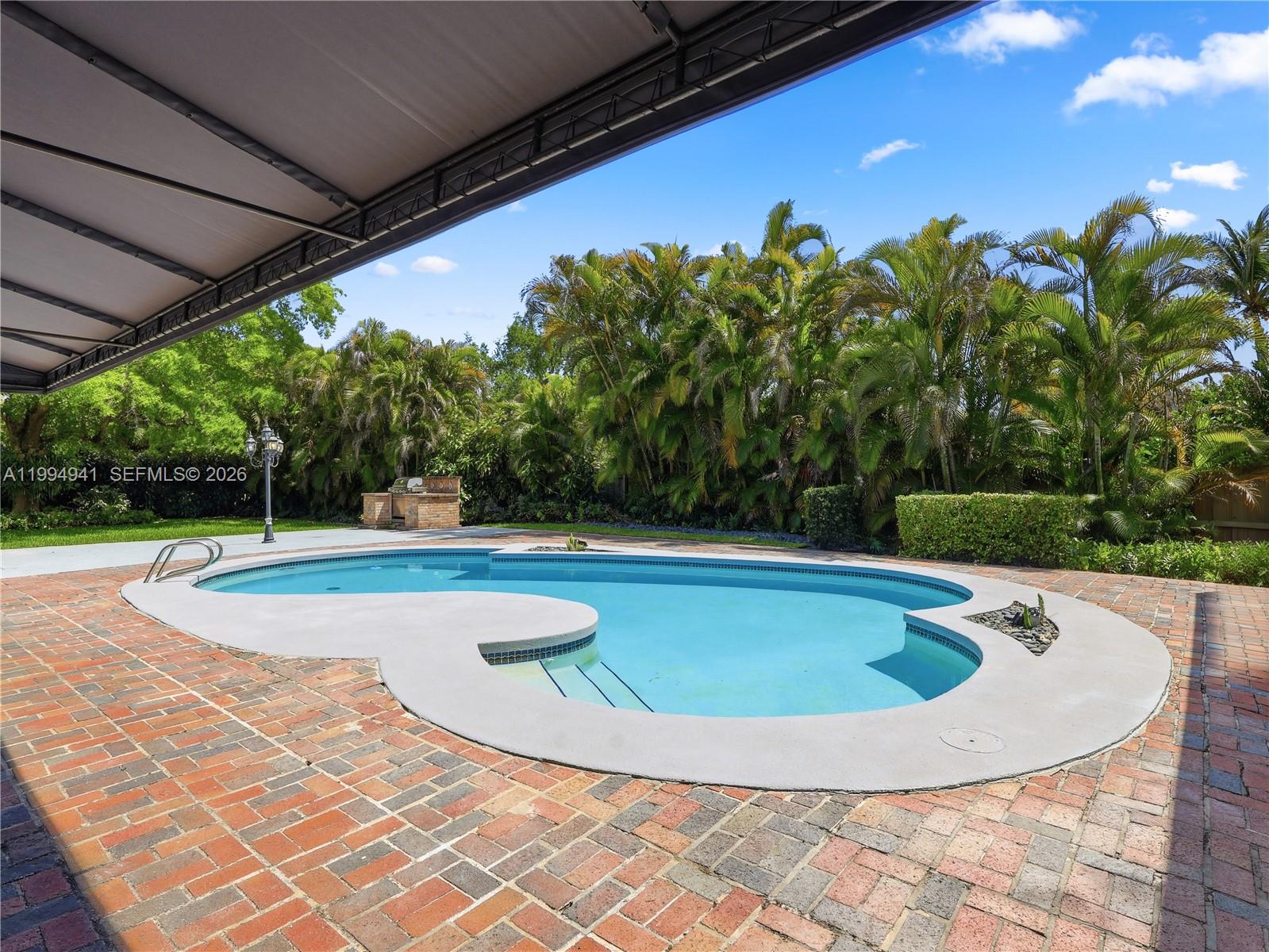 8500 SW 70th St Miami, FL 33143