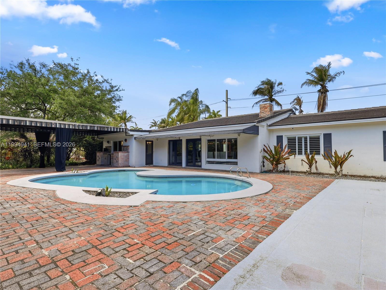 8500 SW 70th St Miami, FL 33143