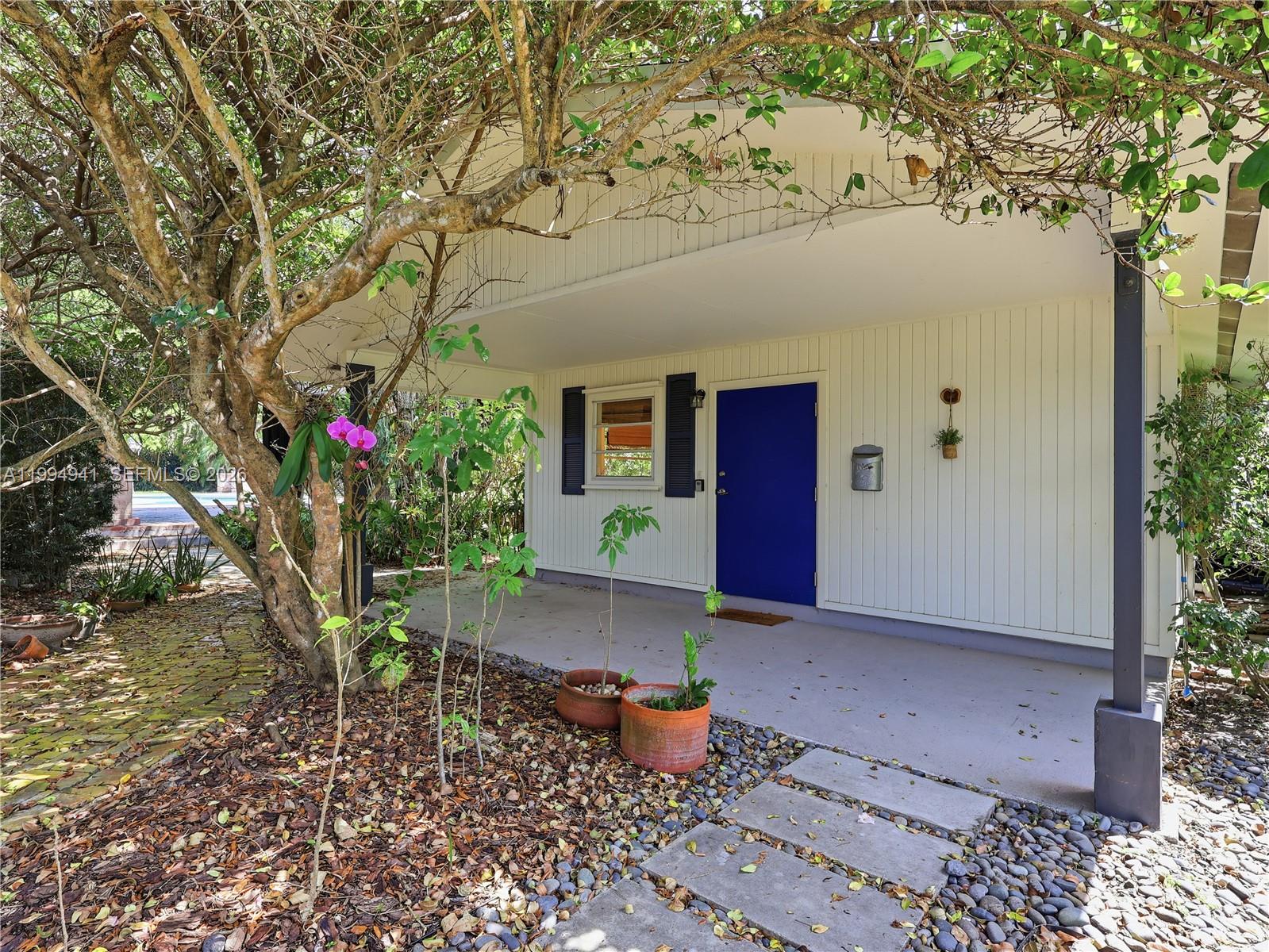 8500 SW 70th St Miami, FL 33143