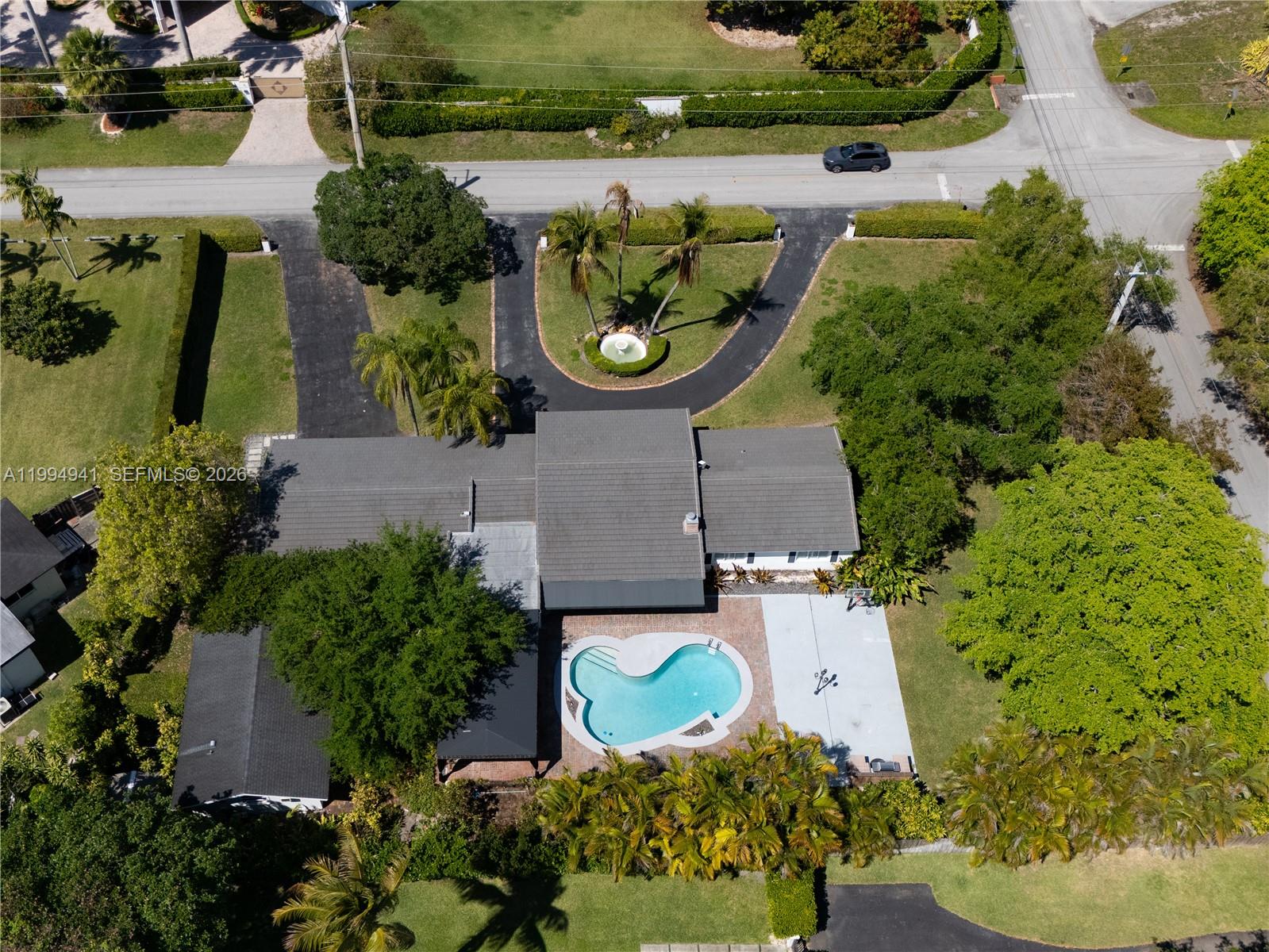 8500 SW 70th St Miami, FL 33143