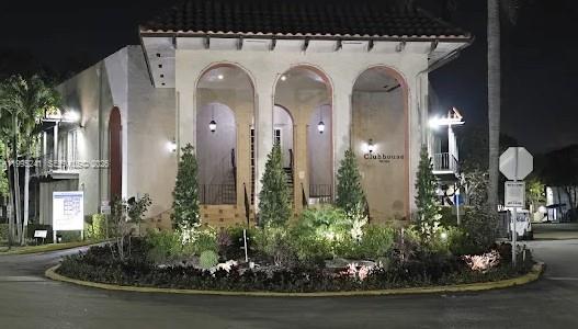 10784 N Kendall Dr #D4