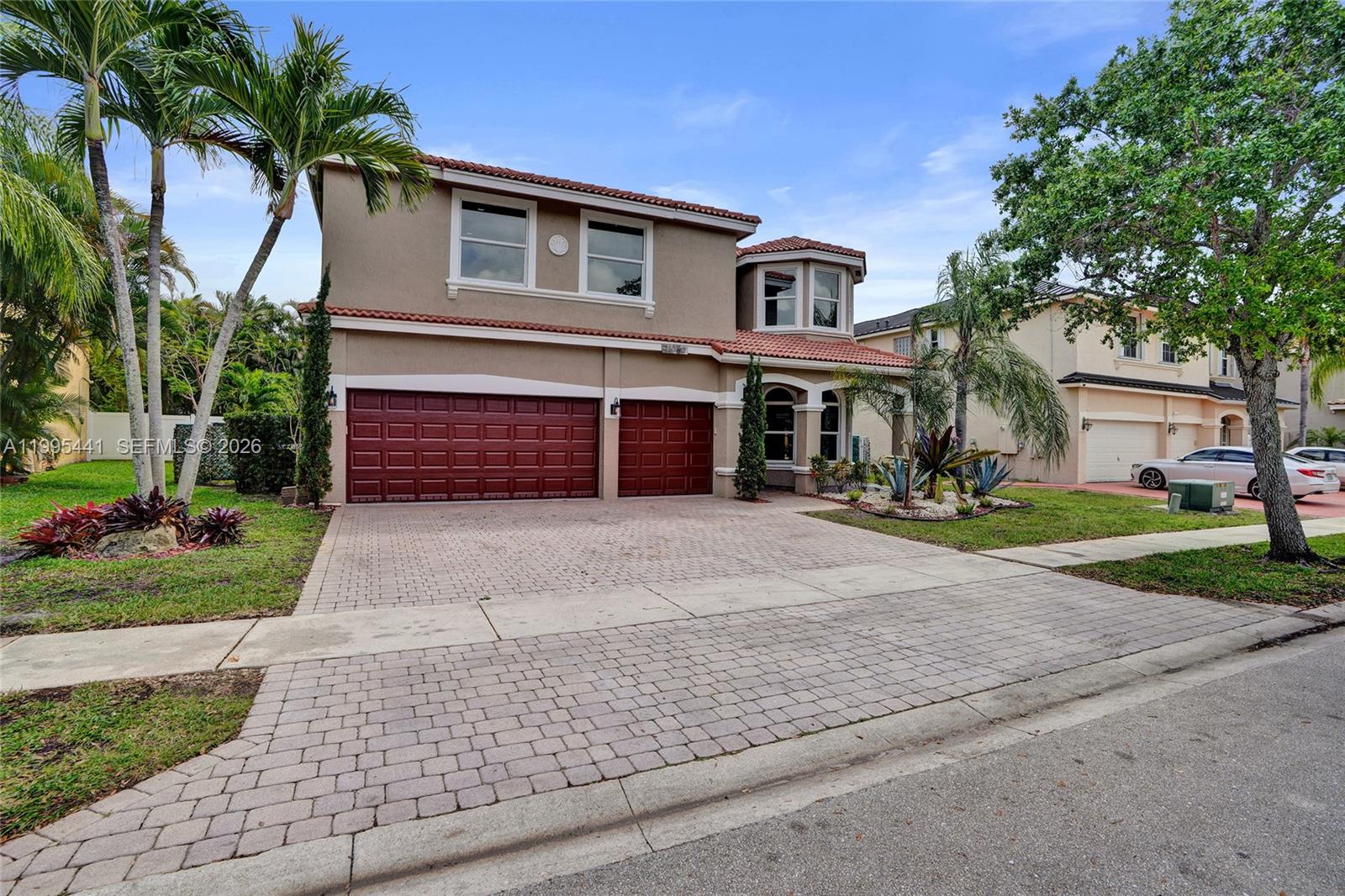 16180 SW 14th St Pembroke Pines, FL 33027
