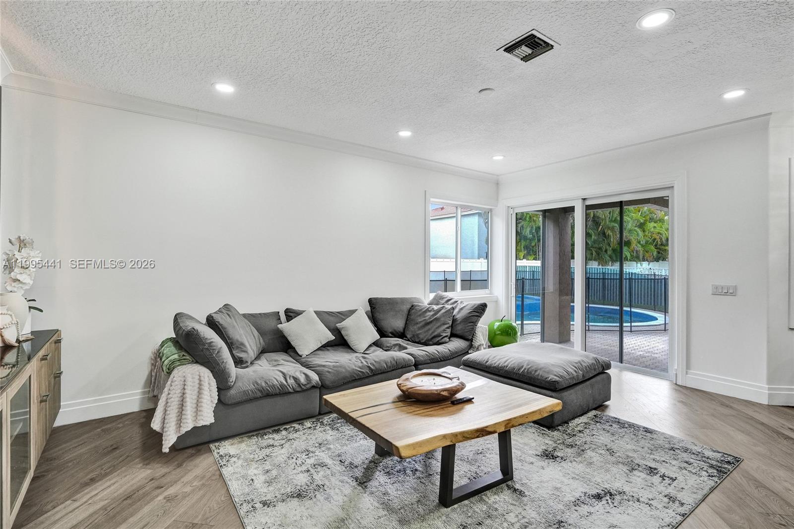 16180 SW 14th St Pembroke Pines, FL 33027