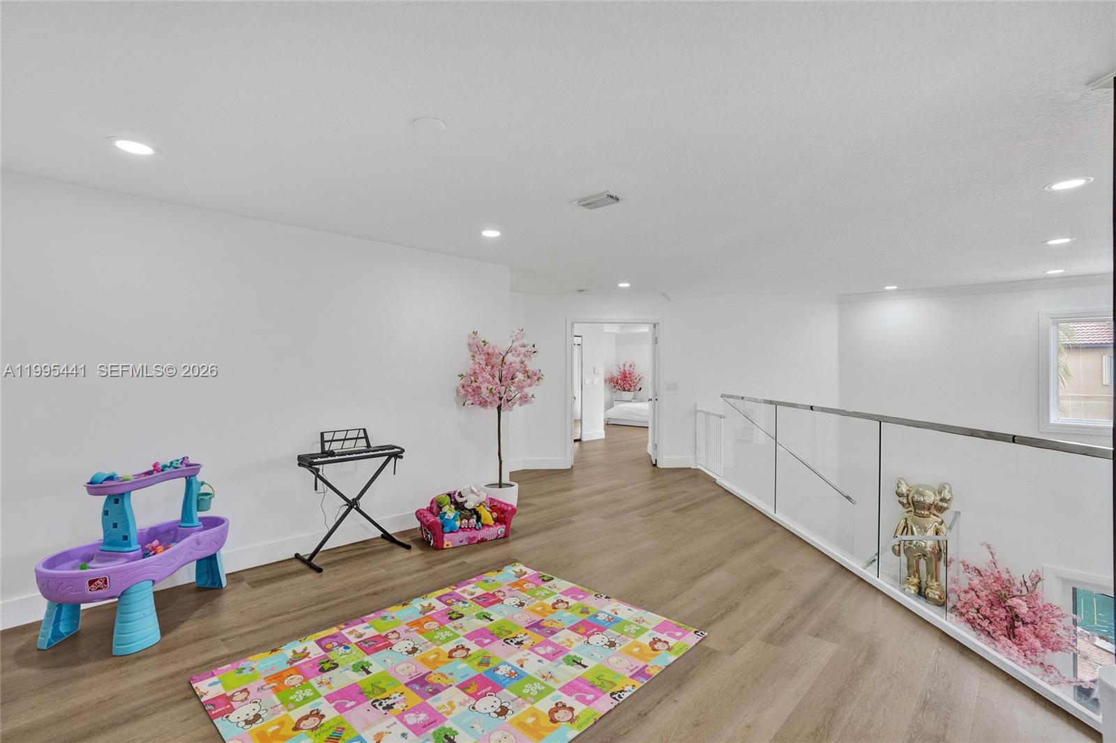 16180 SW 14th St Pembroke Pines, FL 33027