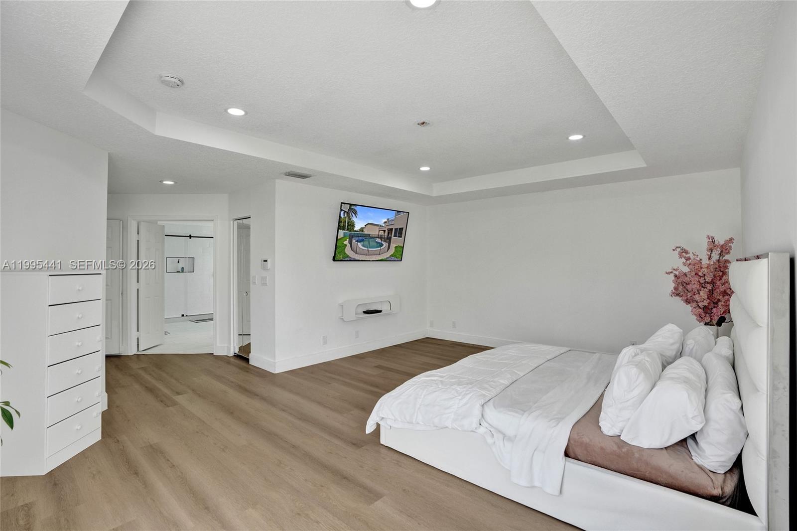 16180 SW 14th St Pembroke Pines, FL 33027