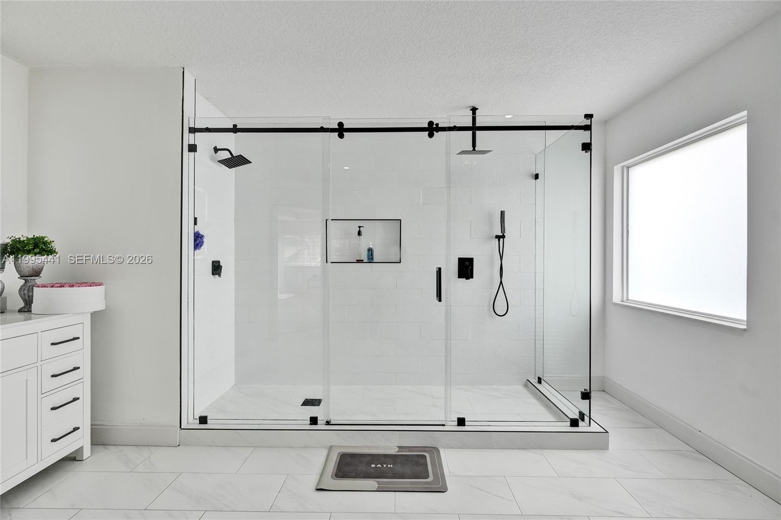 16180 SW 14th St Pembroke Pines, FL 33027