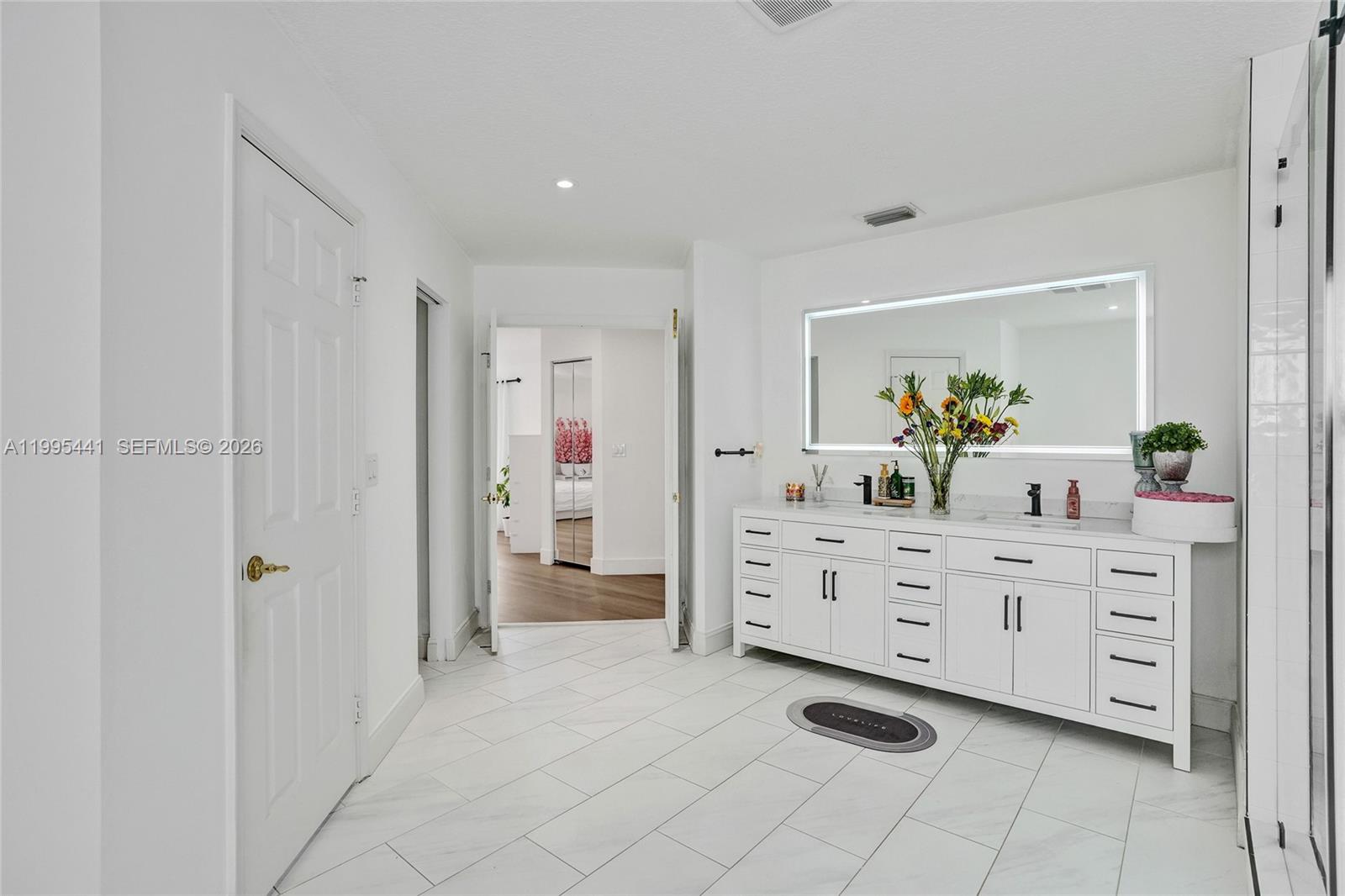 16180 SW 14th St Pembroke Pines, FL 33027