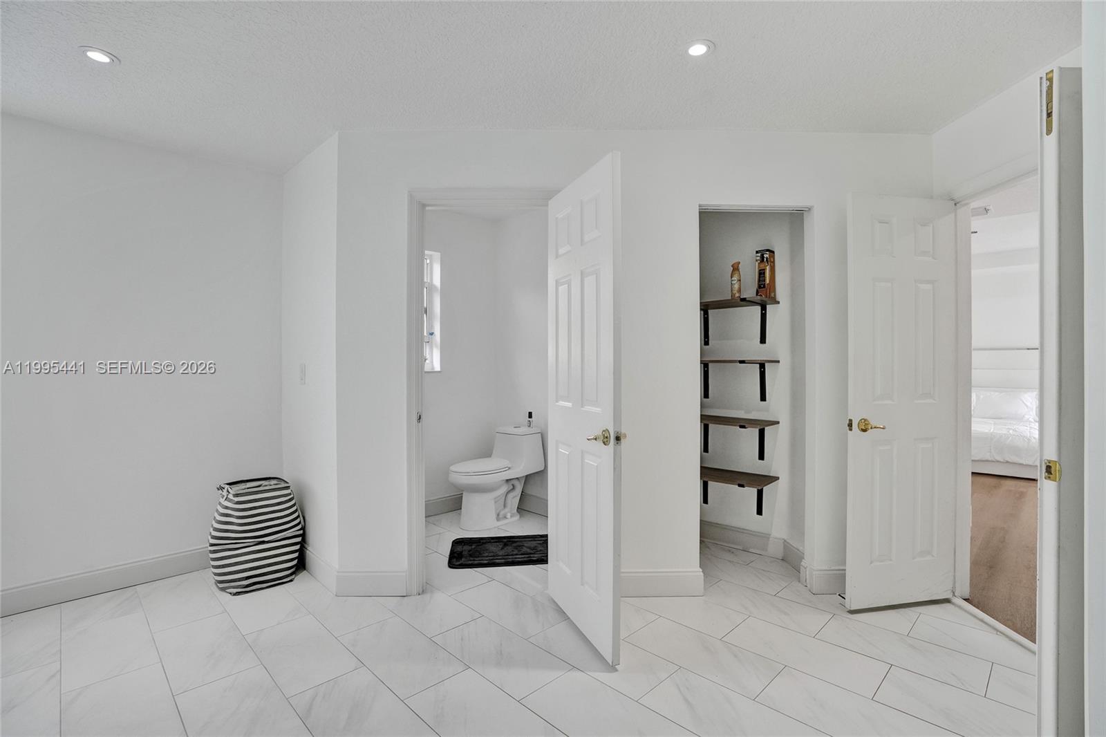 16180 SW 14th St Pembroke Pines, FL 33027