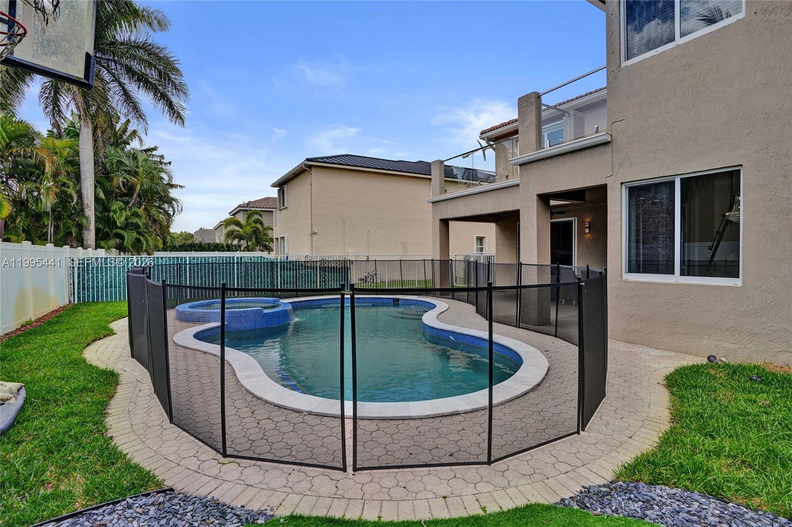 16180 SW 14th St Pembroke Pines, FL 33027