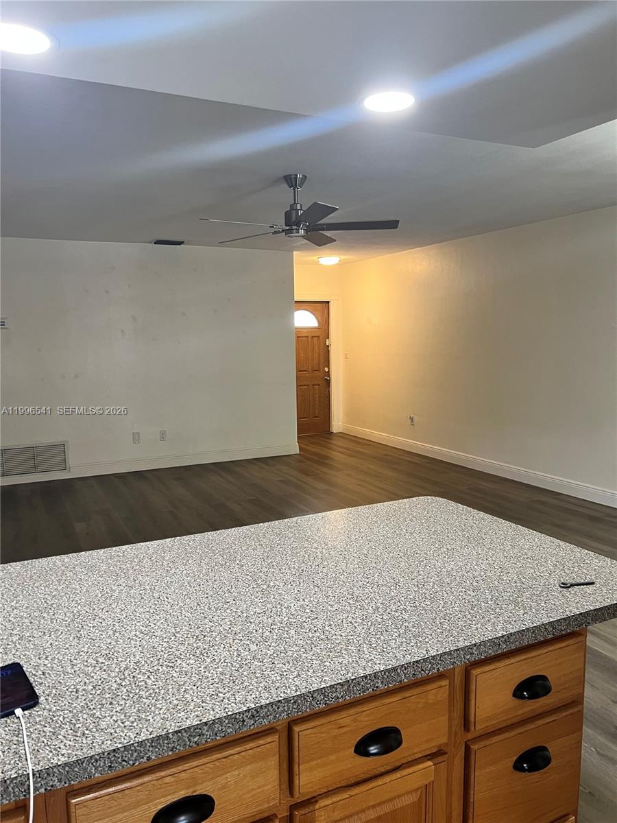 7411 Twin Sabal Dr #7411 Miami Lakes, FL 33014