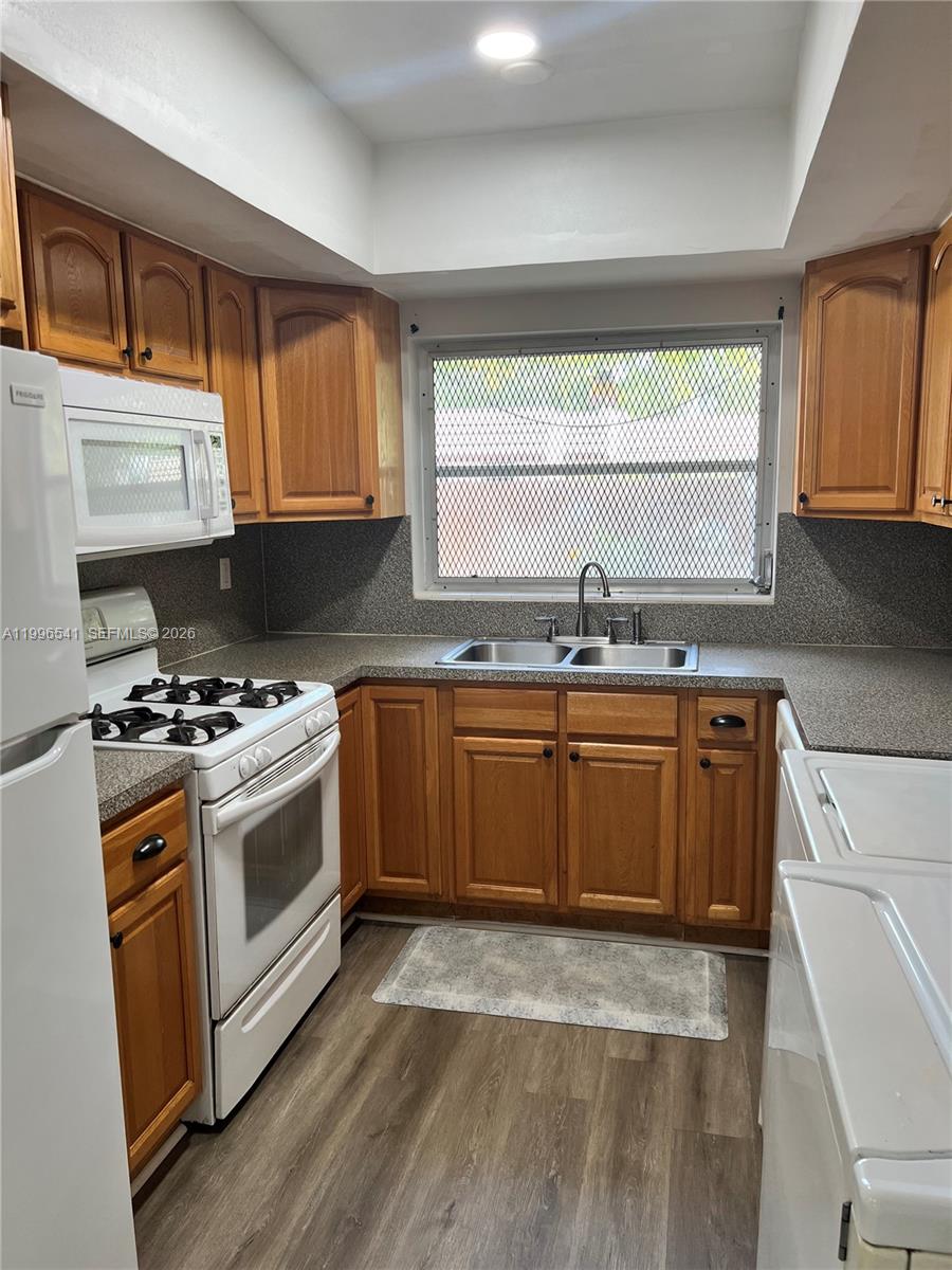 7411 Twin Sabal Dr #7411 Miami Lakes, FL 33014