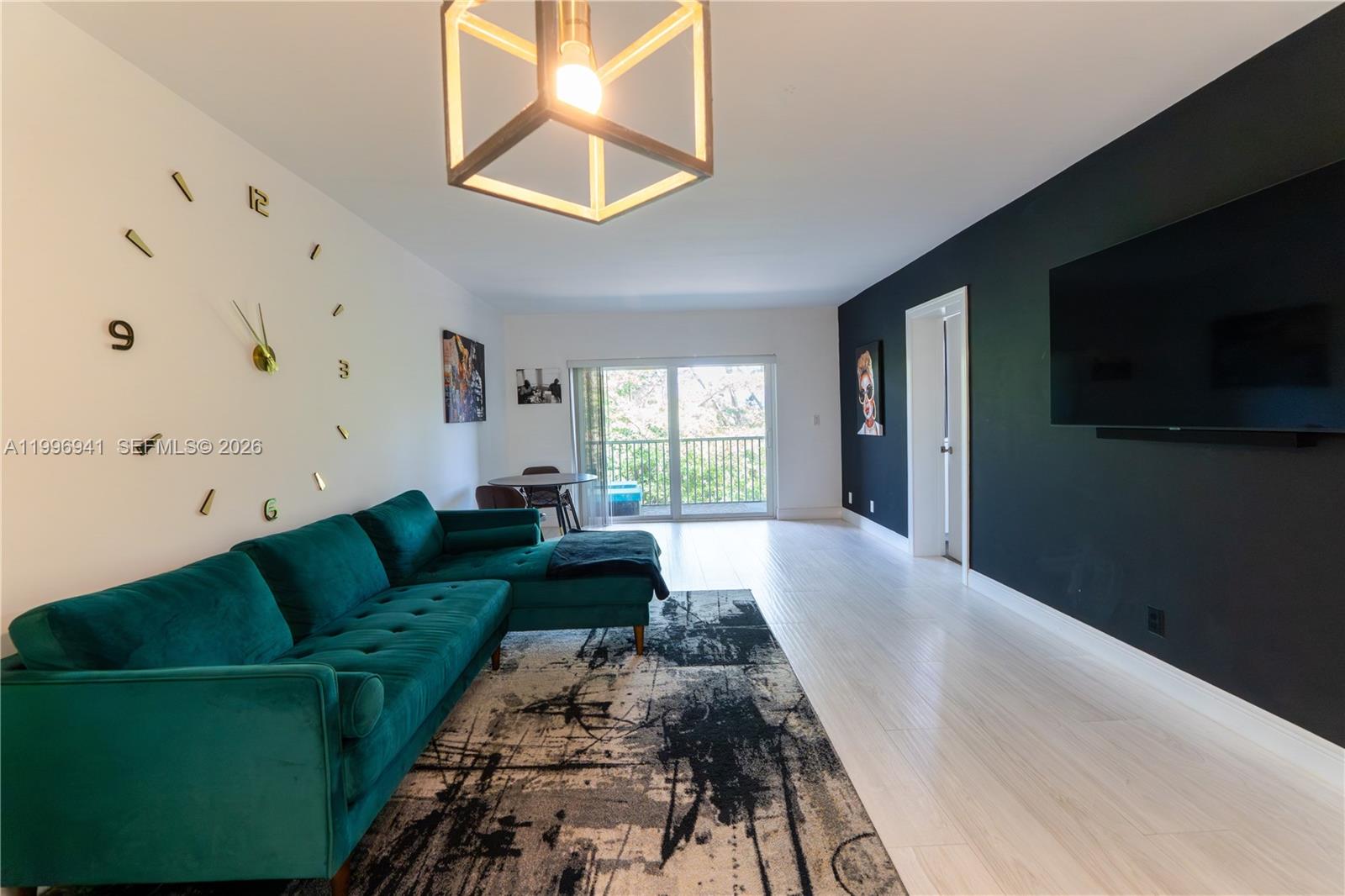 3900 NW 76th Ave #212 Sunrise, FL 33351