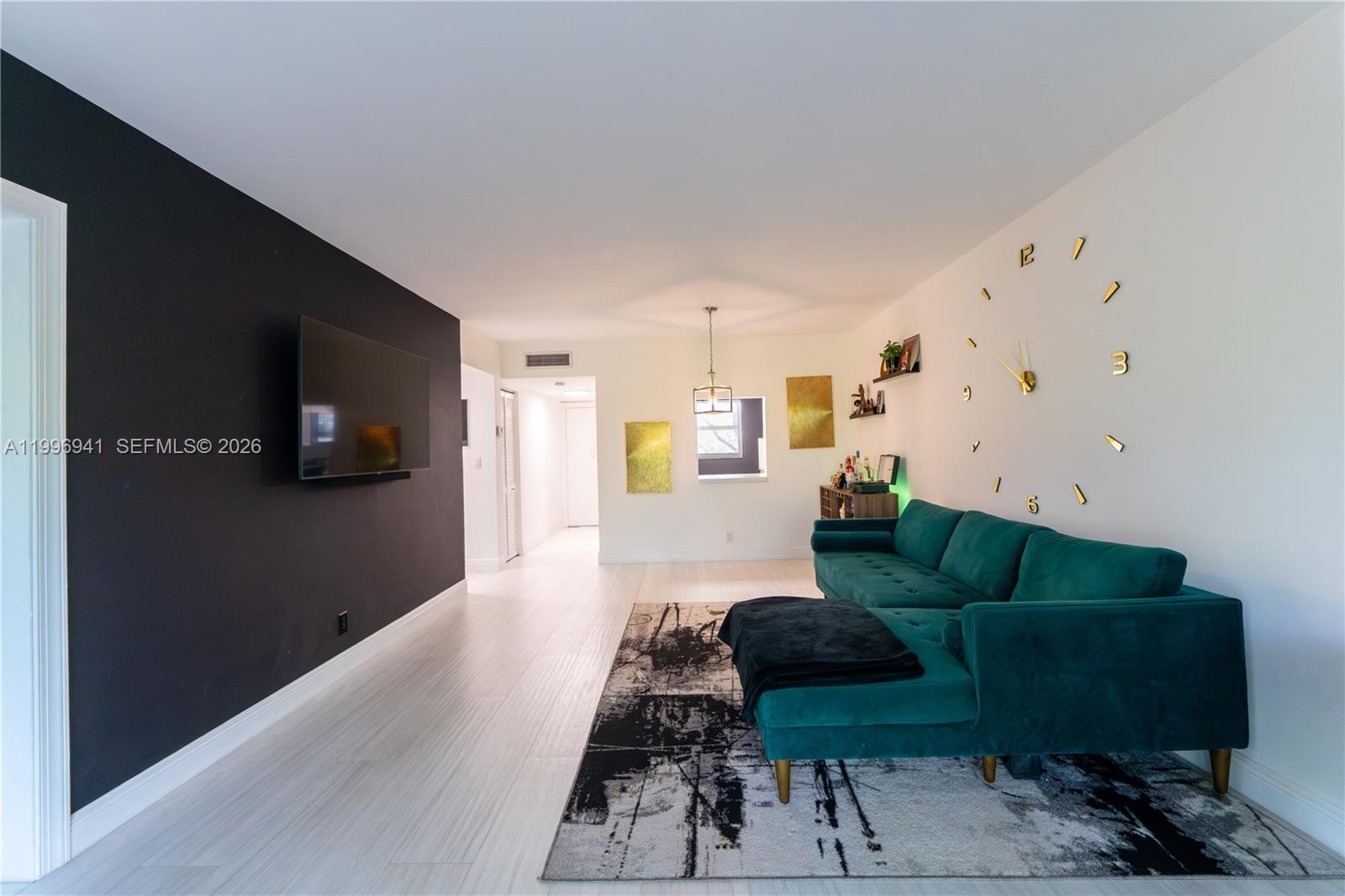 3900 NW 76th Ave #212 Sunrise, FL 33351