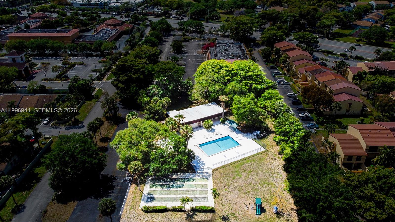 3900 NW 76th Ave #212 Sunrise, FL 33351